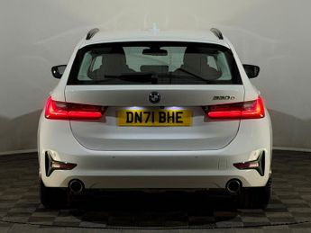 BMW 3 SERIES 330e SE Pro 5dr Step Auto