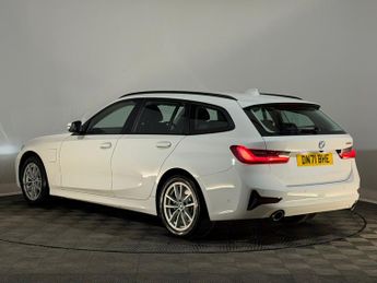 BMW 3 SERIES 330e SE Pro 5dr Step Auto