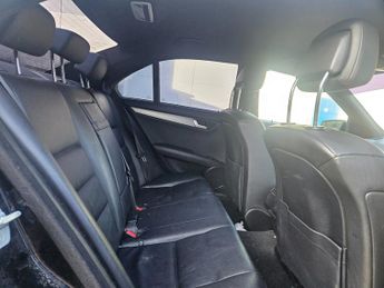 MERCEDES-BENZ C CLASS C250 CDI BlueEFFICIENCY Sport 4dr Auto