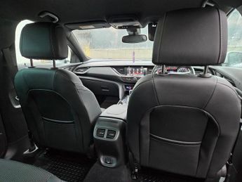 VAUXHALL INSIGNIA 2.0 Turbo D SRi Vx-line Nav 5dr Auto