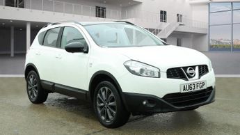 Nissan Qashqai 1.5 dCi 360 5dr ++ PANROOF / NAV / BLUETOOTH / HALF LEATHER ++