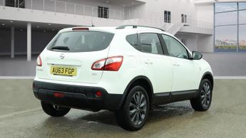 NISSAN QASHQAI 1.5 dCi 360 5dr ++ PANROOF / NAV / BLUETOOTH / HALF LEATHER ++