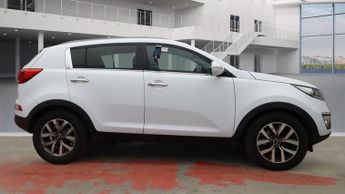 Kia Sportage 1.7 CRDi ISG 2 5dr ++ PANROOF / BLUETOOTH / CLIMATE ++