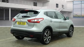 NISSAN QASHQAI 1.2 DiG-T Tekna 5dr Xtronic ++ PANROOF / NAV / CAMERA / 6 SERVIC