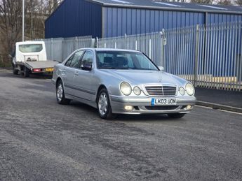 MERCEDES-BENZ E CLASS 2.2 E220 CDI Classic Saloon 4dr Diesel Automatic (184 g/km 125 b