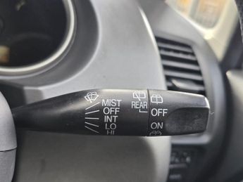 VAUXHALL CORSA 1.4i 16v Design Hatchback 5dr Petrol Automatic (a/c) (180 g/km 8