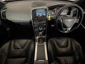 VOLVO XC60 D4 [181] R DESIGN Lux Nav 5dr AWD Geartronic