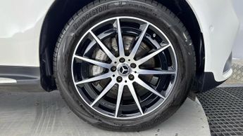 MERCEDES-BENZ EQC EQC 400 80kWh AMG Line SUV 5dr Electric Auto 4MATIC (408 ps)