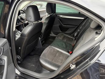 SKODA OCTAVIA 2.0 TDI CR SE L 5dr DSG