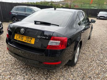 SKODA OCTAVIA 2.0 TDI CR SE L 5dr DSG