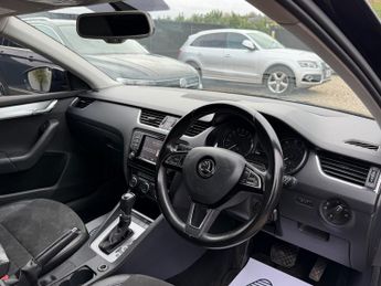 SKODA OCTAVIA 2.0 TDI CR SE L 5dr DSG