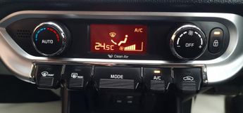 KIA RIO 1.4 3 5dr Auto