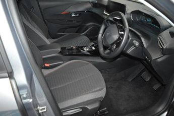PEUGEOT E-208 100kW Active 50kWh Auto Electric ONLY 11000 MILES