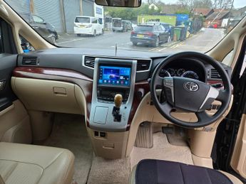 TOYOTA ALPHARD 