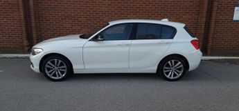 BMW 1 SERIES 118i [1.5] Sport 5dr [Nav/Servotronic]