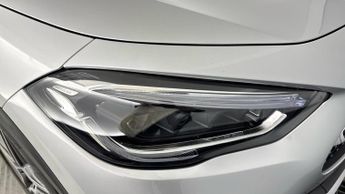 MERCEDES-BENZ GLA 2.0 GLA220d AMG Line (Premium Plus) SUV 5dr Diesel 8G-DCT 4MATIC