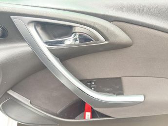 VAUXHALL ASTRA 1.3 CDTi 16V ecoFLEX Design 5dr