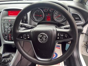 VAUXHALL ASTRA 1.3 CDTi 16V ecoFLEX Design 5dr