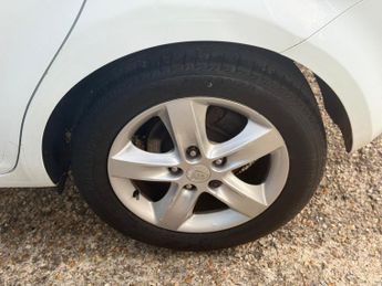 KIA CEED 1.6 SR-7 5dr