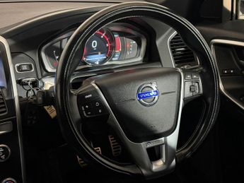 VOLVO XC60 D4 [181] R DESIGN Lux Nav 5dr Geartronic