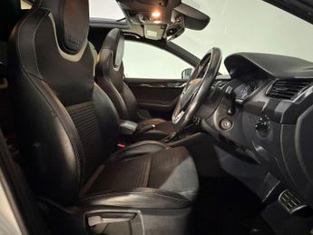 SKODA OCTAVIA 2.0 TDI CR vRS 5dr DSG