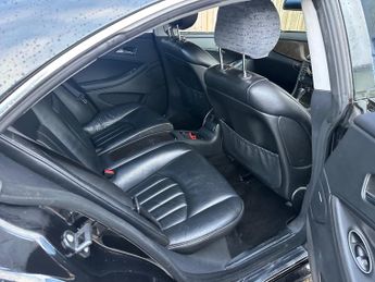 MERCEDES-BENZ CLS CLS320 CDI 4dr Tip Auto