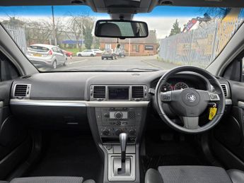 VAUXHALL SIGNUM 2.2i Direct Design 5dr Auto