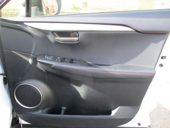 LEXUS NX 300h 2.5 F-Sport 5dr CVT