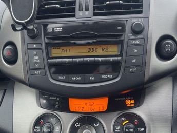 TOYOTA RAV4 2.2 D-CAT XT-R 5dr Auto