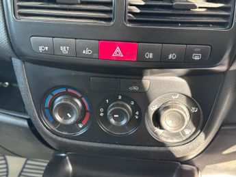 FIAT DOBLO 1.3 JTD MultiJetII 16v SX Tecnico Panel Van 4dr Diesel Manual L1