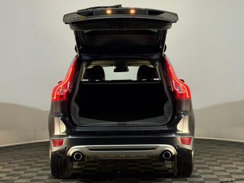 VOLVO XC60 D5 [215] R DESIGN 5dr AWD Geartronic