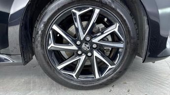 TOYOTA YARIS 1.5 VVT-h Design Hatchback 5dr Petrol Hybrid E-CVT Euro 6 (s/s) 