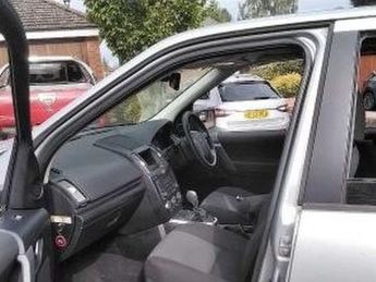 LAND ROVER FREELANDER 22 Td4 S 5dr Auto