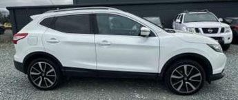 Nissan Qashqai 1.6 dCi Tekna 5dr ++ PANROOF / 35 TAX / ULEZ / NAV / CAMERA ++ 