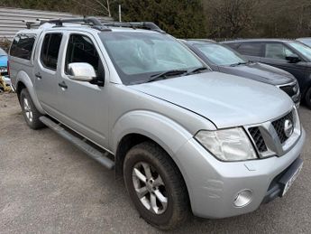 Nissan Navara Double Cab Pick Up Tekna 2.5dCi 190 4WD