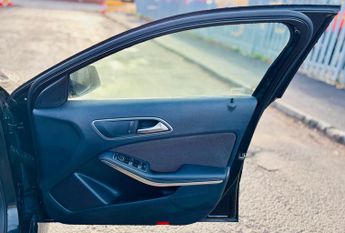 MERCEDES-BENZ A-CLASS A180 [1.5] CDI SE 5dr Auto