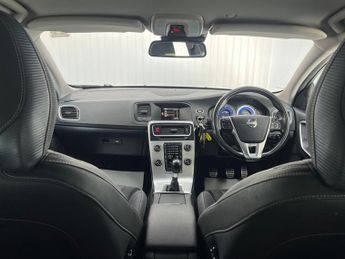 VOLVO V60 D2 [115] R DESIGN 5dr