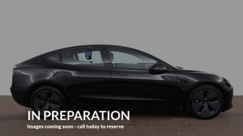 TESLA MODEL 3 RWD 4dr Auto