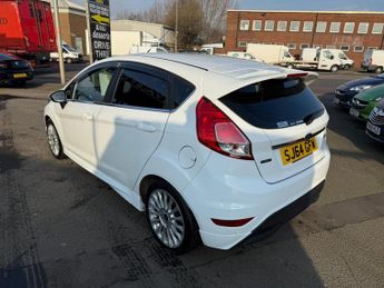 FORD FIESTA 1.0 TITANIUM ZETEC AUTOMATIC