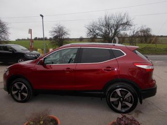 NISSAN QASHQAI 1.2 DiG-T N-Connecta 5dr Xtronic