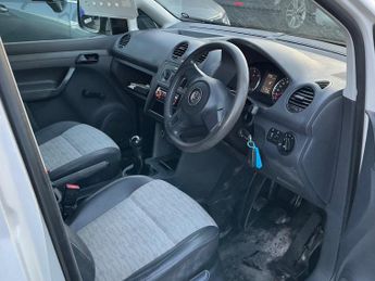 VOLKSWAGEN CADDY 1.6 TDI 102PS Van