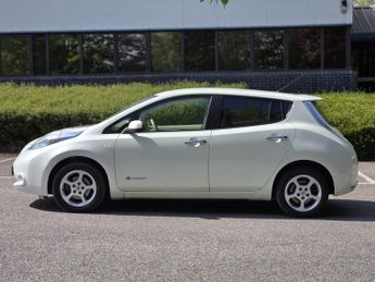 NISSAN LEAF 24kWh Hatchback 5dr Electric Auto (107 bhp)