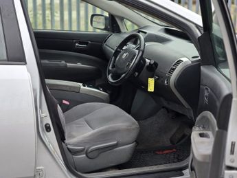 TOYOTA PRIUS 1.5 T Spirit Hatchback 5dr Petrol Hybrid CVT (104 g/km 76 bhp)