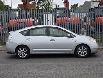 TOYOTA PRIUS 1.5 T Spirit Hatchback 5dr Petrol Hybrid CVT (104 g/km 76 bhp)