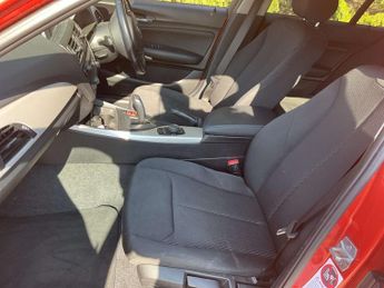 BMW 1 SERIES 116d SE 5dr Step Auto