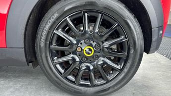 MINI ELECTRIC HATCH Cooper SE 32.6kWh Level 3 Hatchback 3dr Electric Auto (184 ps)