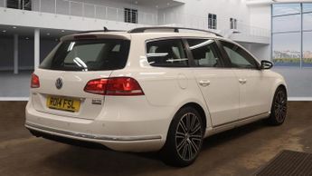 VOLKSWAGEN PASSAT 2.0 TDI BMT Executive 5dr DSG ++ NAV / LEATHER / 9 SERVICES / DA