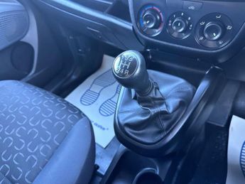 FIAT DOBLO 1.3 JTD MultiJetII 16v SX Tecnico Panel Van 4dr Diesel Manual L1