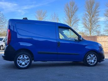 FIAT DOBLO 1.3 JTD MultiJetII 16v SX Tecnico Panel Van 4dr Diesel Manual L1
