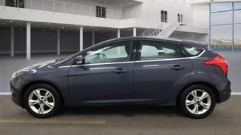 FORD FOCUS 1.6 125 Zetec 5dr